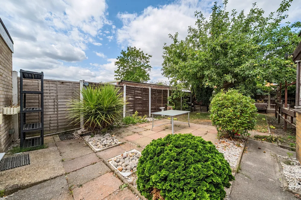 West Heath Road, Farnborough, GU14 photo 5