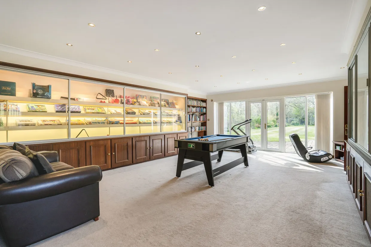 Fleet Hill, Wokingham, RG40 photo 16