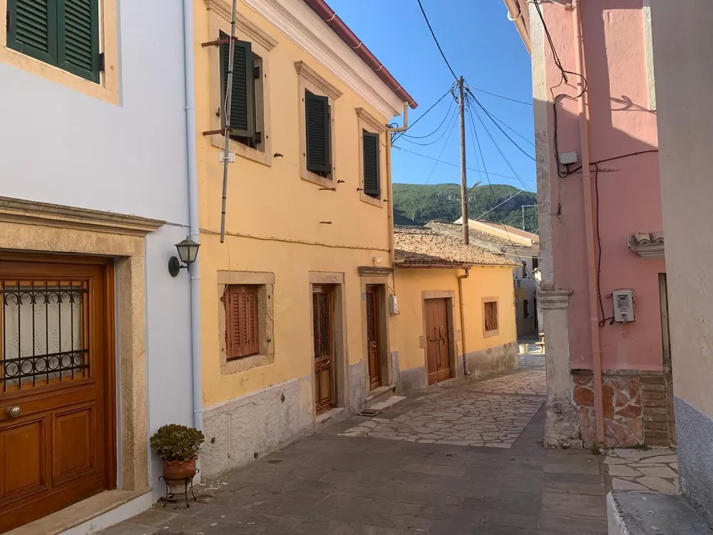 YELLOW HOUSE, Doukades, Corfu