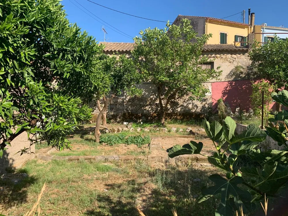 YELLOW HOUSE, Doukades, Corfu