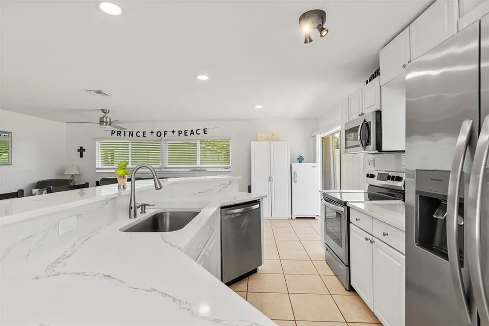 18579 Robinson Ave, Port Charlotte, FL 33948