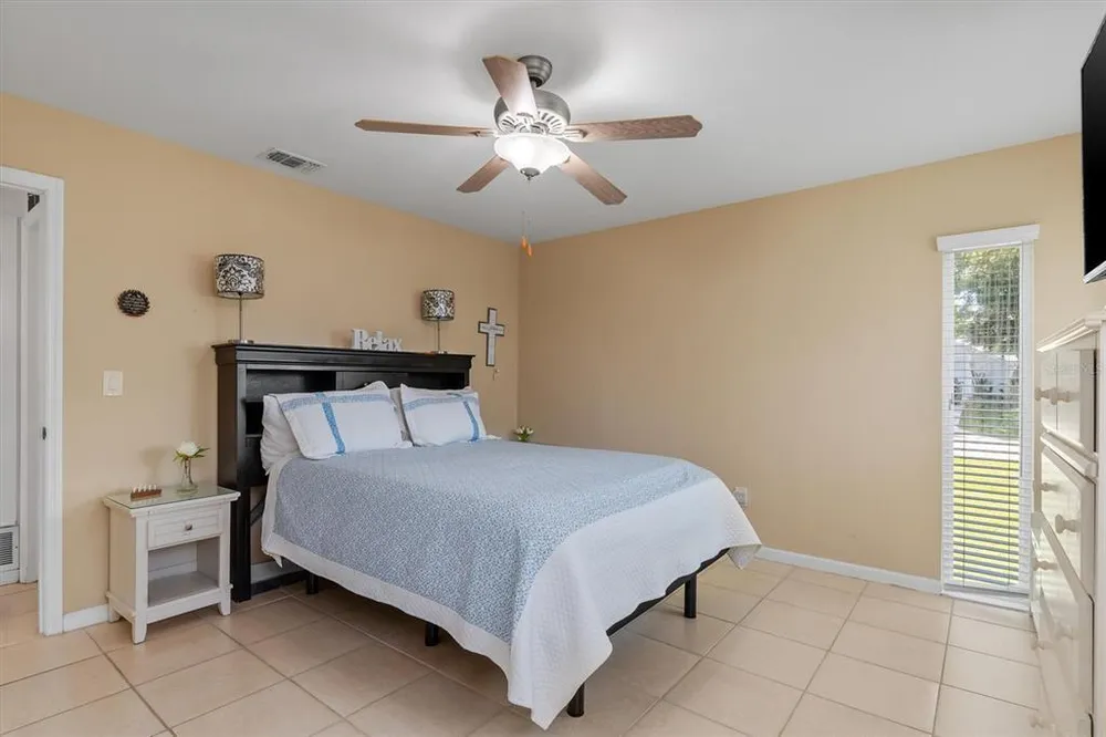 18579 Robinson Ave, Port Charlotte, FL 33948