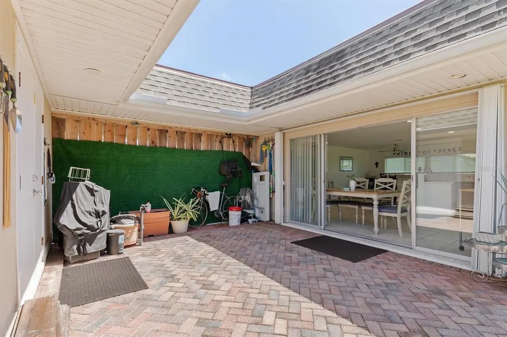 18579 Robinson Ave, Port Charlotte, FL 33948