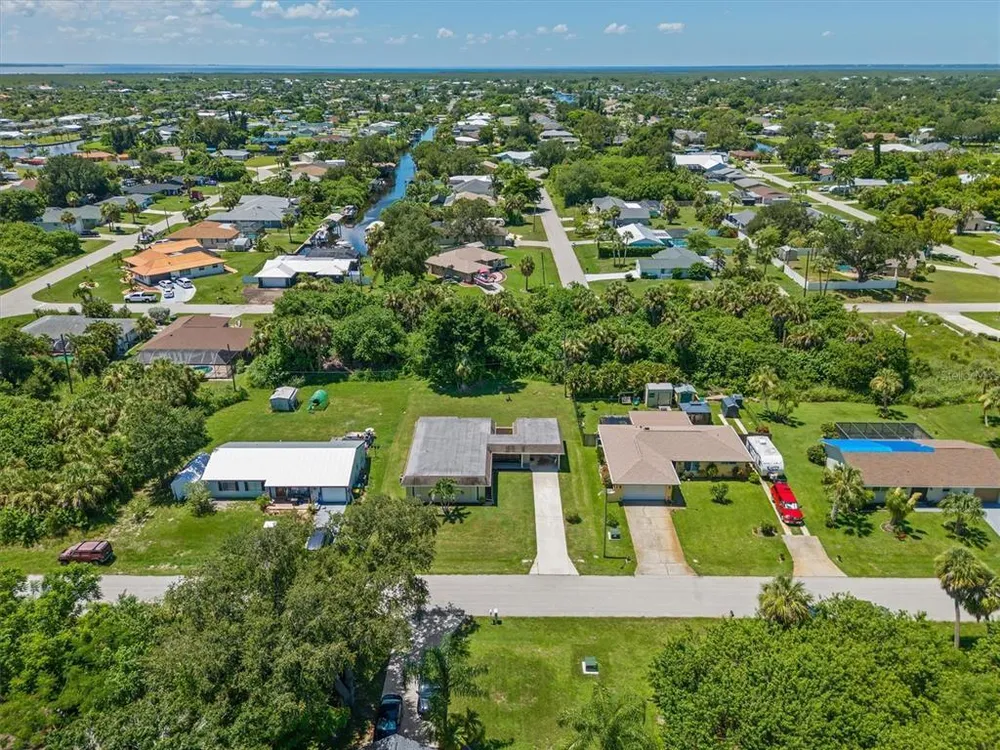 18579 Robinson Ave, Port Charlotte, FL 33948