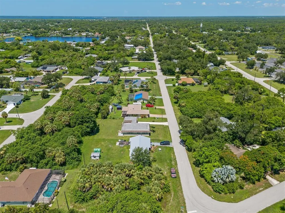 18579 Robinson Ave, Port Charlotte, FL 33948