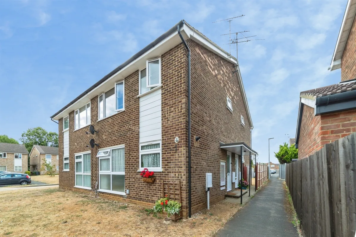 Hampton Close, Stevenage