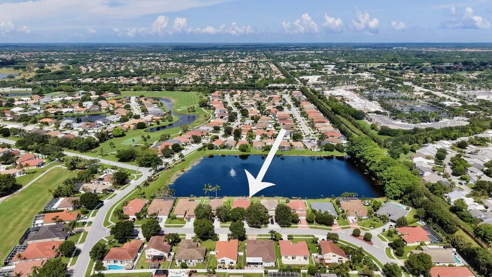 5886 Las Colinas Circle, Lake Worth Beach, FL 33463