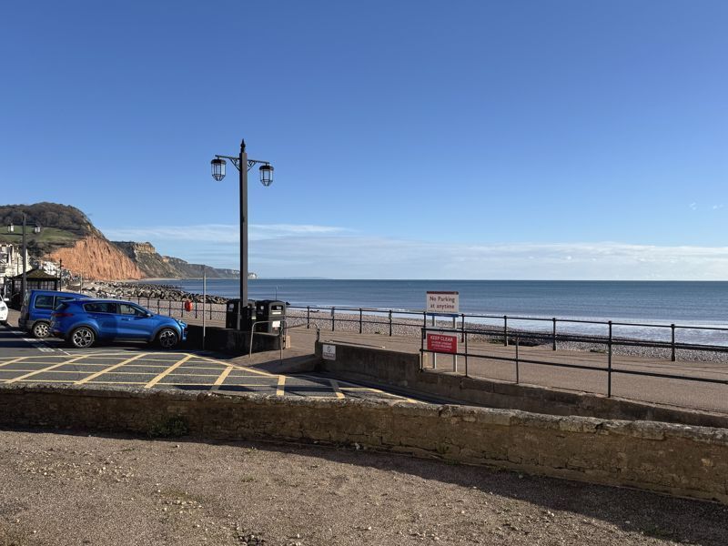 Peak Hill Road, Sidmouth Image 6