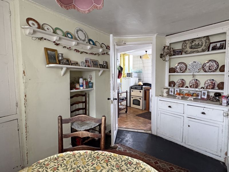 Peak Hill Road, Sidmouth Image 10
