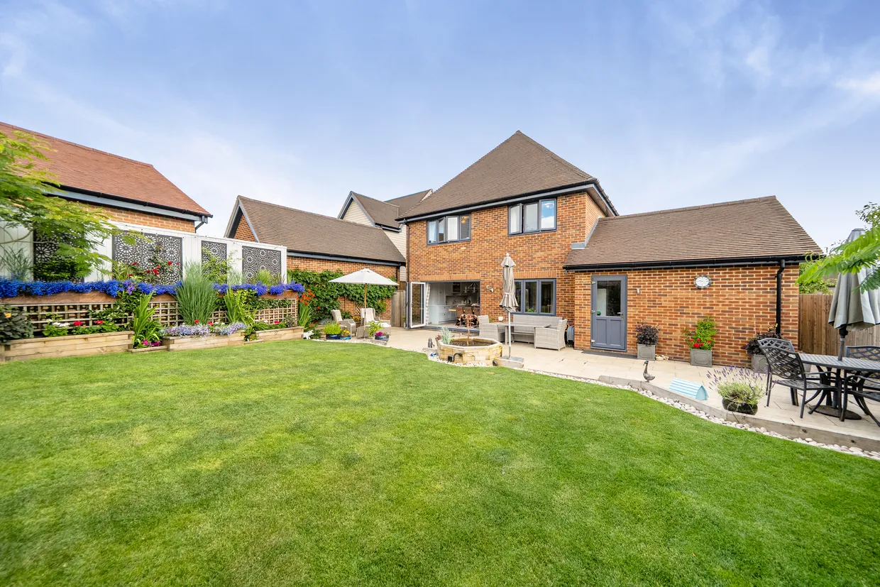 Orchid Way, Pease Pottage, RH11 photo 18