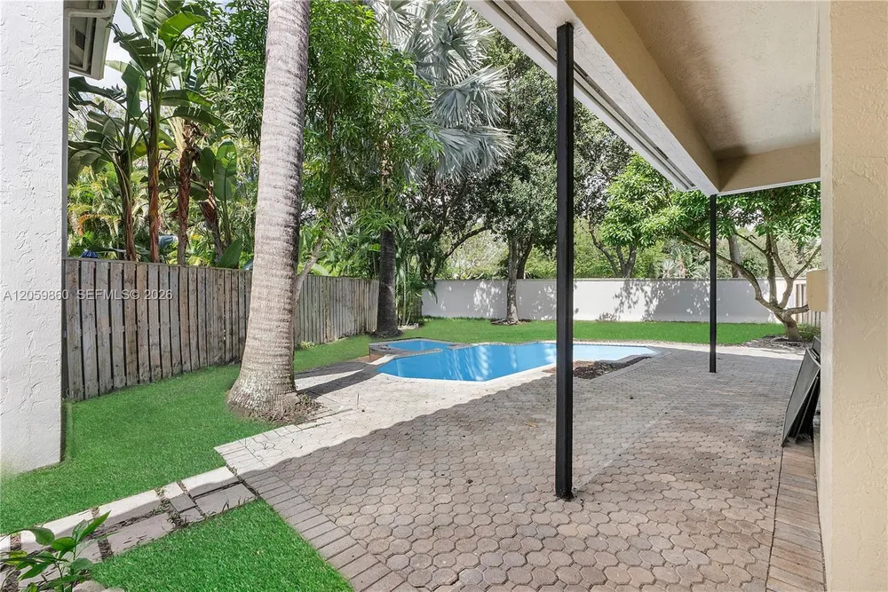 2449 NW 64th St, Boca Raton, FL 33496