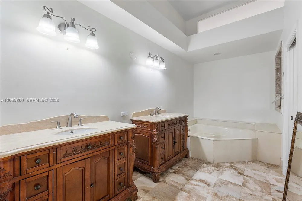 2449 NW 64th St, Boca Raton, FL 33496