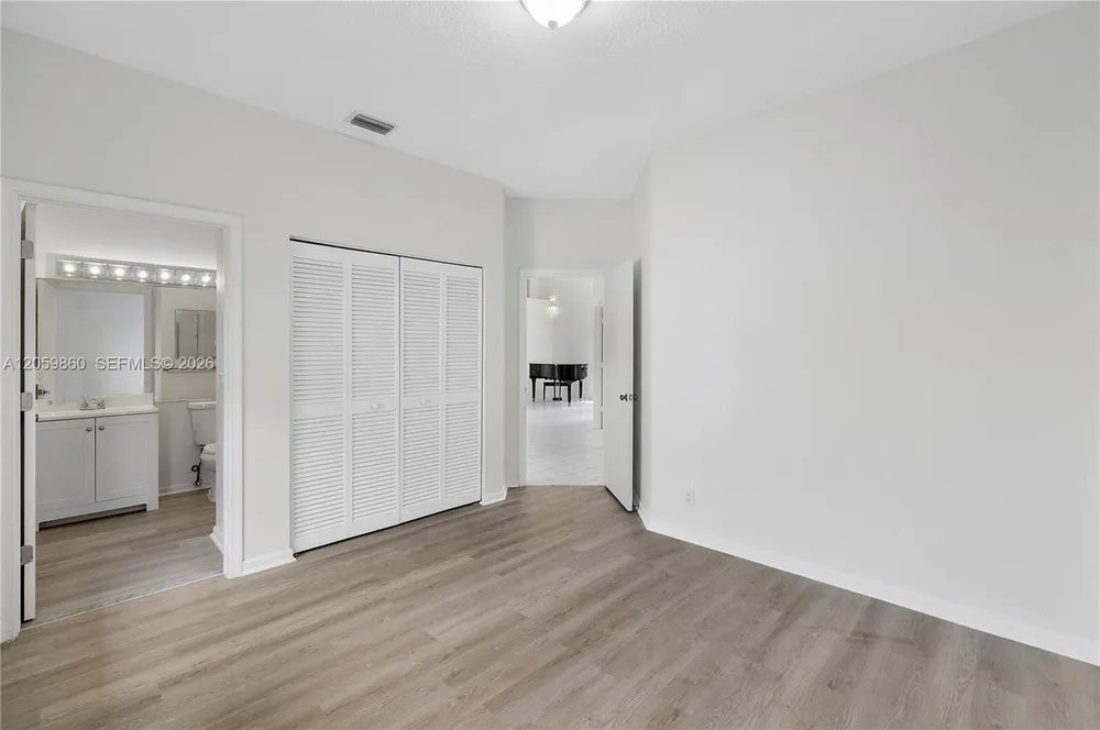 2449 NW 64th St, Boca Raton, FL 33496