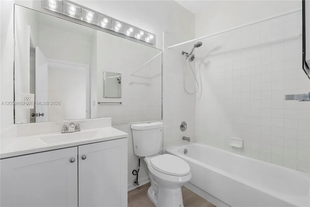 2449 NW 64th St, Boca Raton, FL 33496