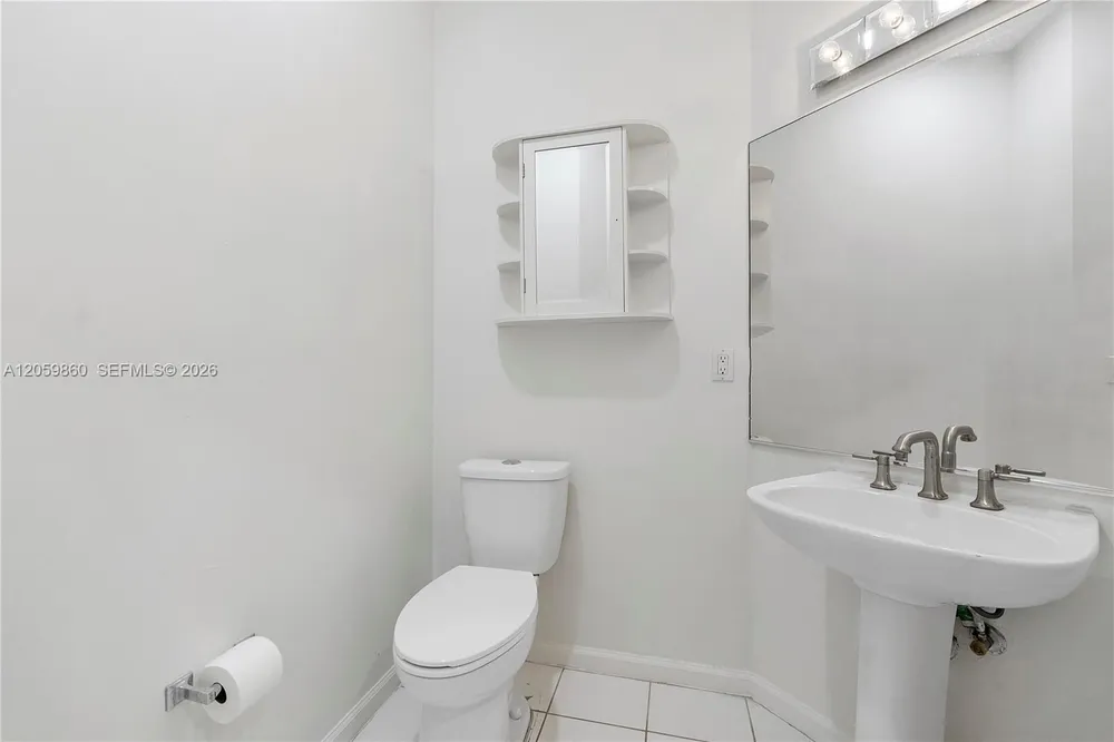 2449 NW 64th St, Boca Raton, FL 33496