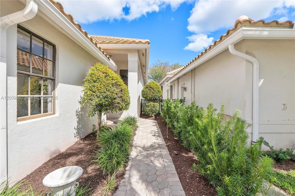 2449 NW 64th St, Boca Raton, FL 33496