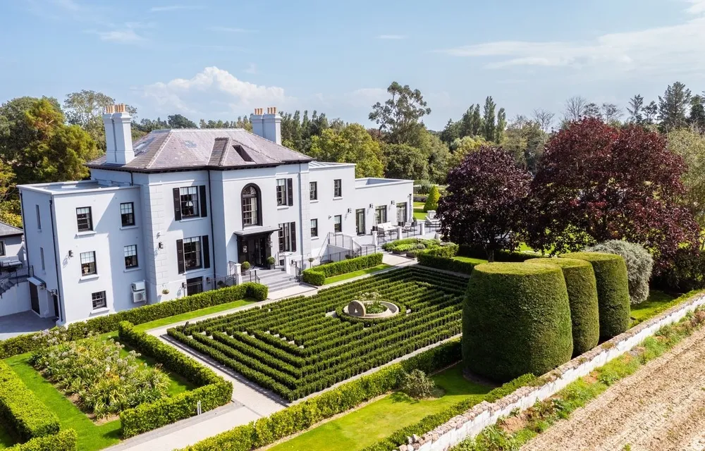 Sunningdale Manor