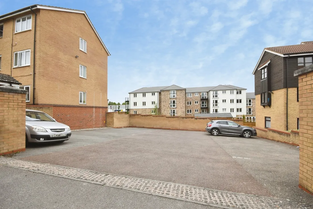 Property photo 11