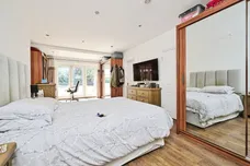 Buckingham Road, Silverstone, Towcester