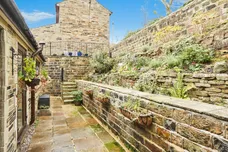 North Bank Road, Bingley