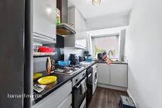 Howard Road, LONDON