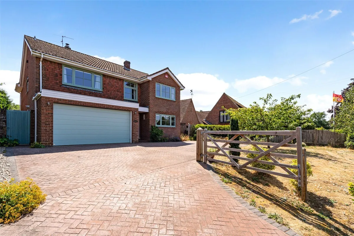 The Street, Bramley, RG26