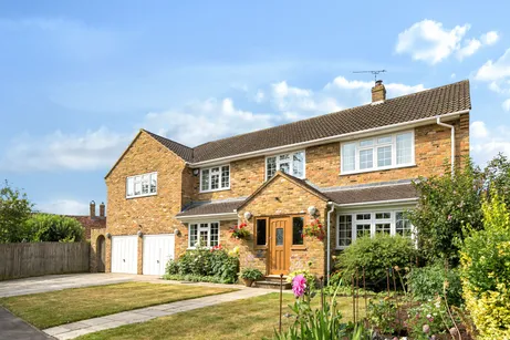St. Peters Close, Speen, Princes Risborough, HP27