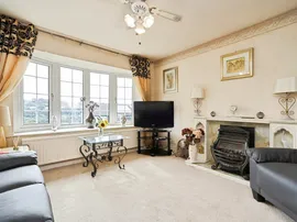Harewood Crescent, Oakworth, Keighley thumb 2
