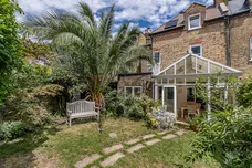 Cromford Road, London, SW18 photo 3