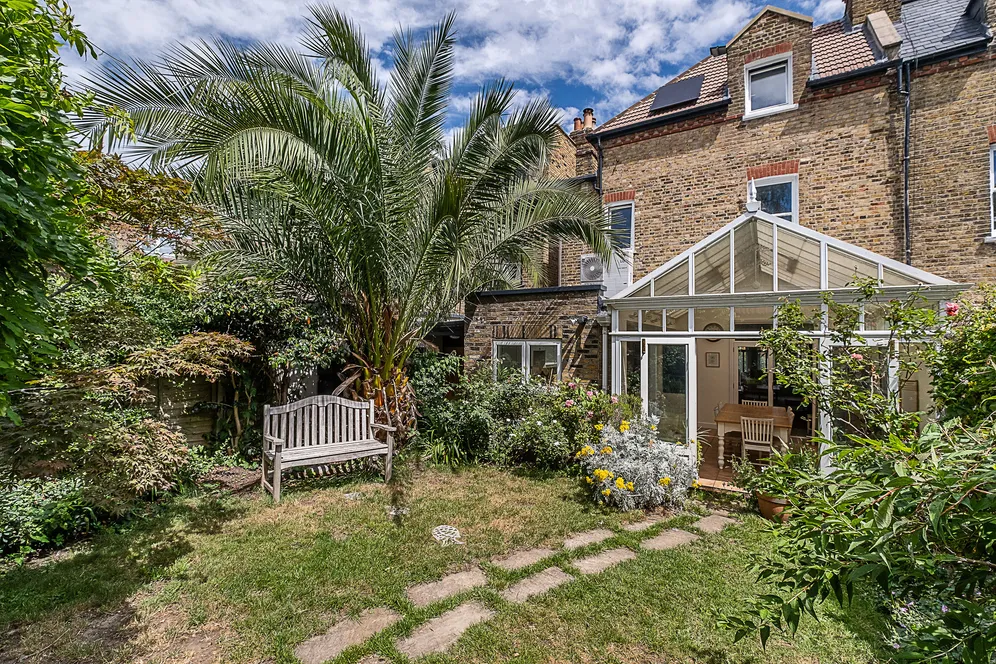 Cromford Road, London, SW18 photo 3