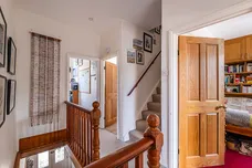 Cromford Road, London, SW18 photo 14