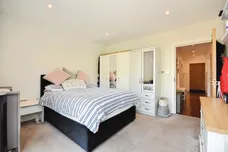 William Hunter Way, Brentwood