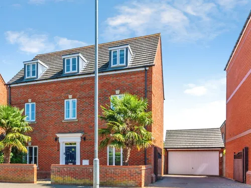 Ashmead Road, Bedfordphoto