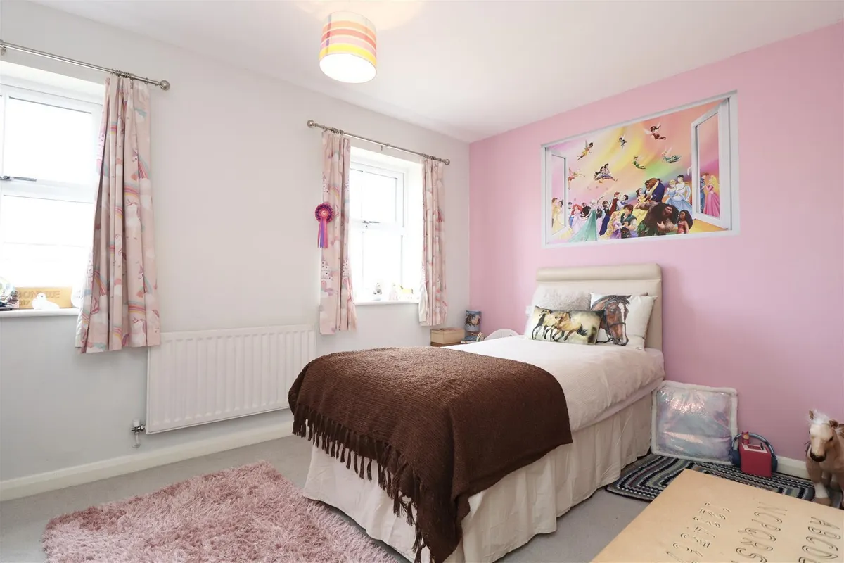 Etty Close, Stamford Bridge, York