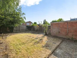 Friarscroft, Broxbourne thumb 3
