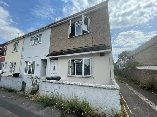 Birch Street, SWINDONphoto