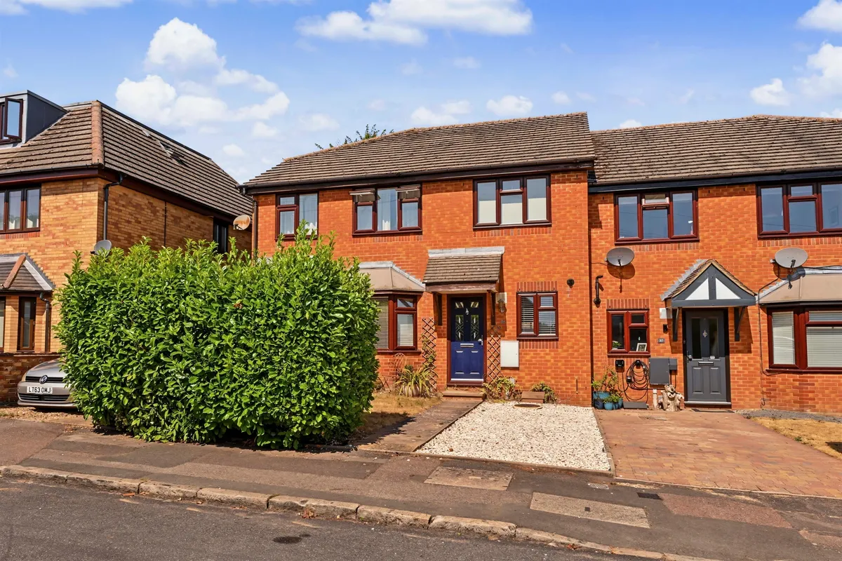 Longfield Road, Tring
