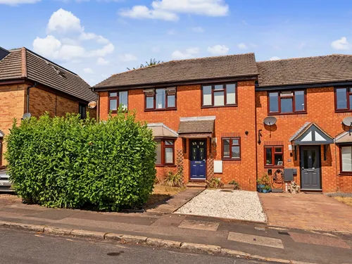 Longfield Road, Tringphoto
