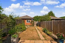 Longfield Road, Tring
