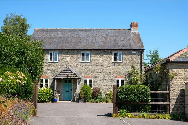 Stourton Caundle, Sturminster Newton, DT10 photo 1