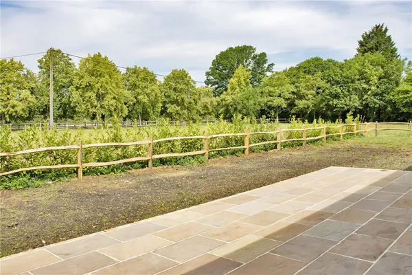 Biddenden Road, Frittenden, TN17 photo 11