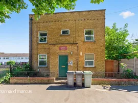 Elizabeth Place, London photo