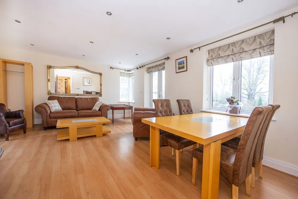 Strand Drive, Richmond TW9 photo 6