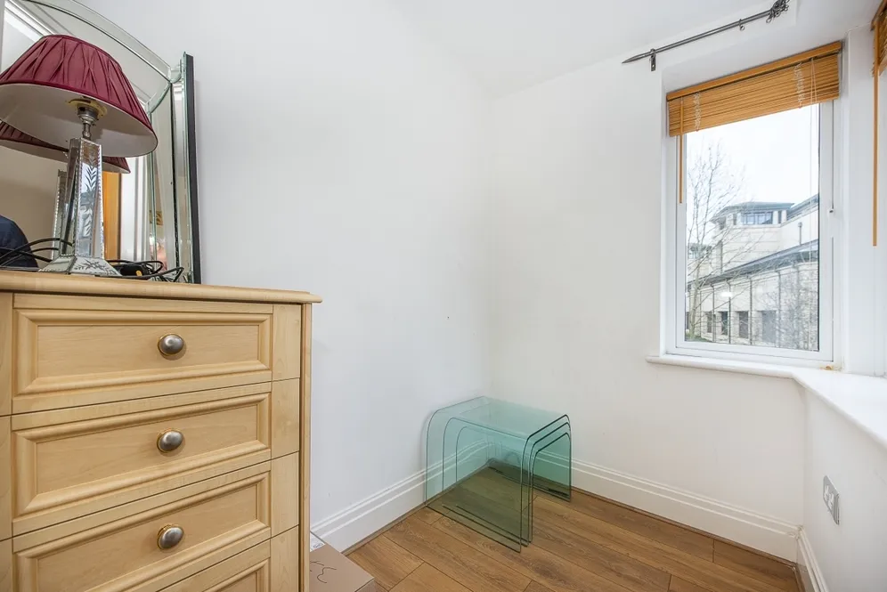 Strand Drive, Richmond TW9 photo 9