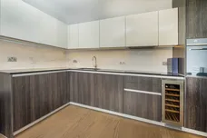 Queenshurst Square Kingston upon Thames KT2 photo 3