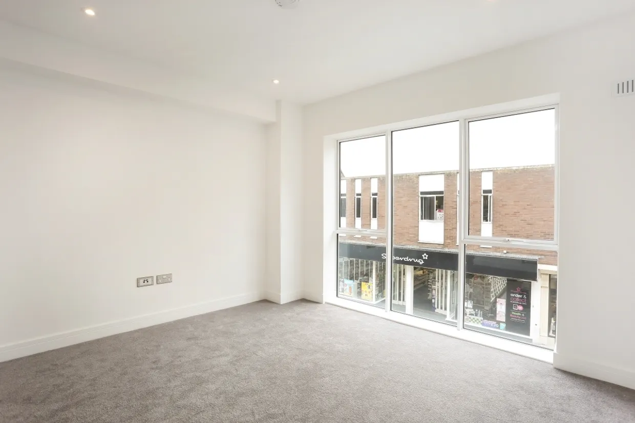 5 Acre Passage Windsor SL4 photo 9