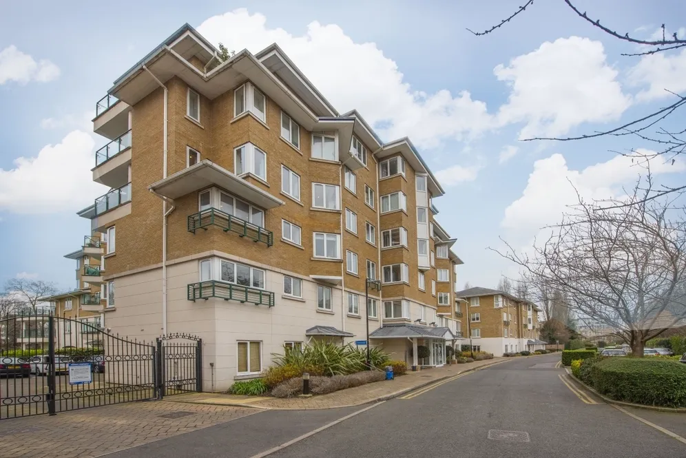 Strand Drive, Richmond TW9 photo 14