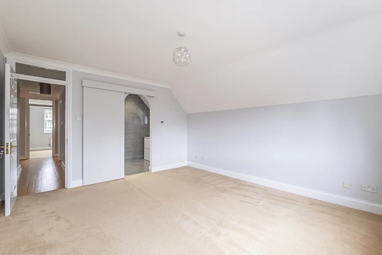 Arthur Road London SW19 photo 6