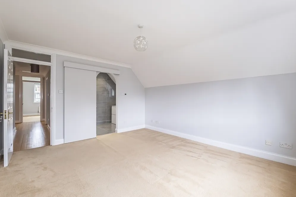 Arthur Road London SW19 photo 6