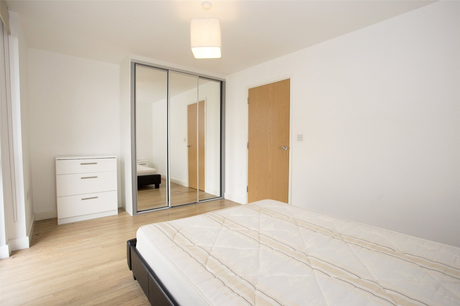 Surrey Quays Road, London,, Greater London, SE16 Image 8